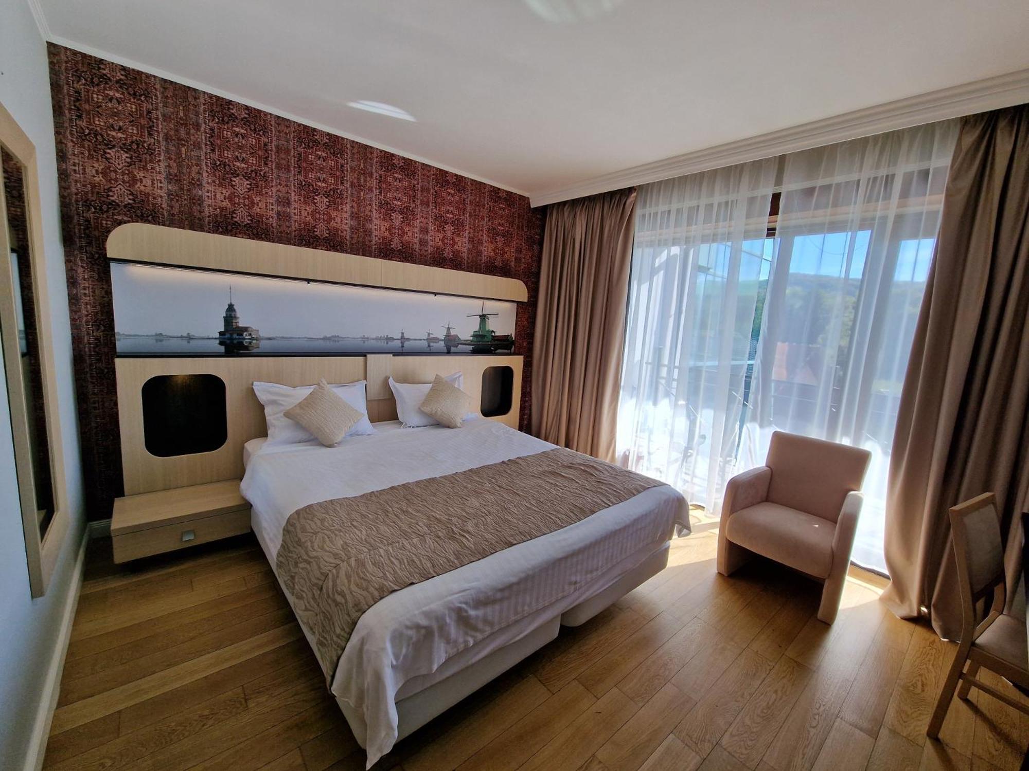 Hotel Sunny Hill Cluj-Napoca Exterior foto